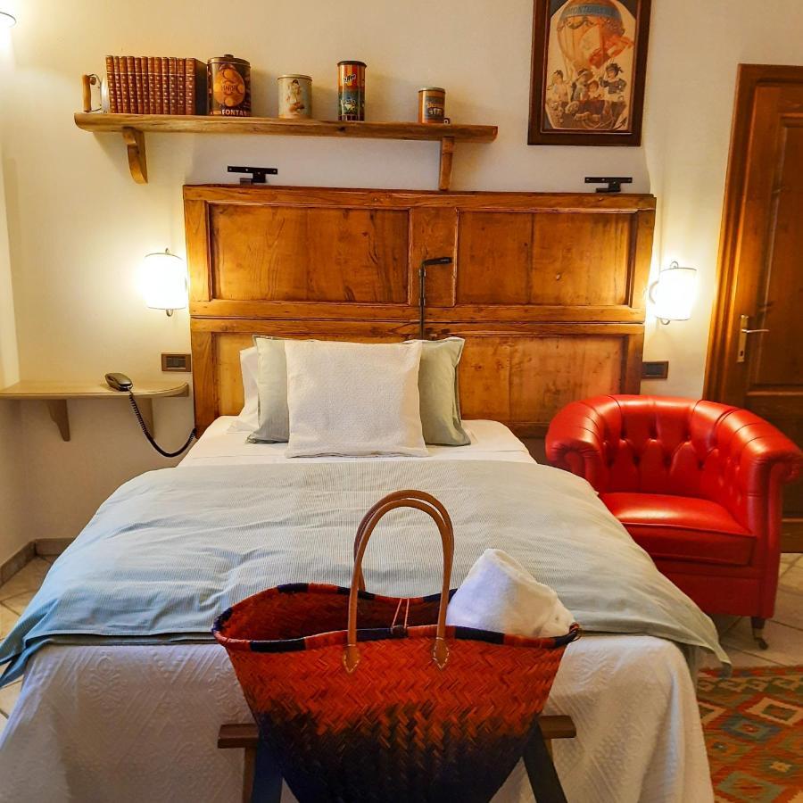 Boutique Hotel Fox'S Inn San Giustino Valdarno Exterior photo