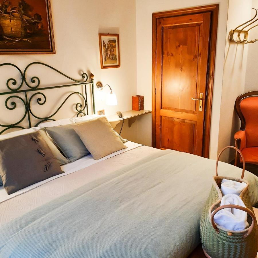 Boutique Hotel Fox'S Inn San Giustino Valdarno Exterior photo