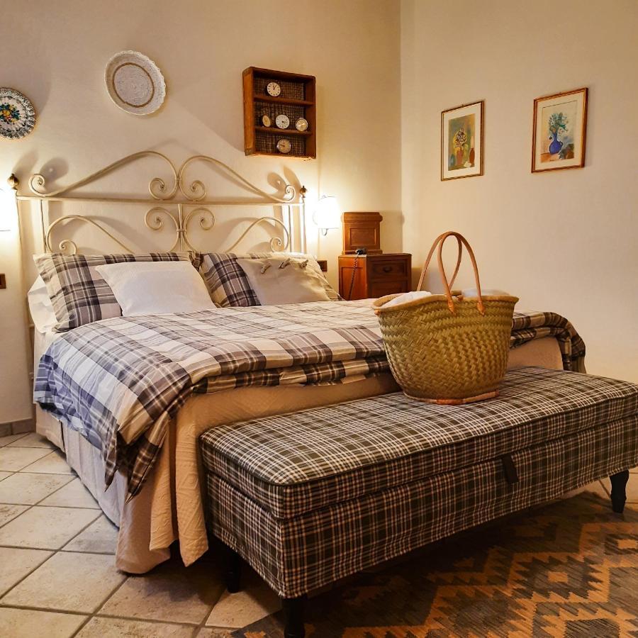 Boutique Hotel Fox'S Inn San Giustino Valdarno Exterior photo